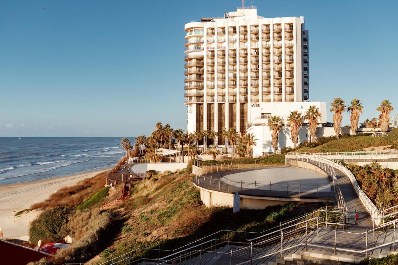Appartamento Sunny Sea View Studio Herzelia Esterno foto